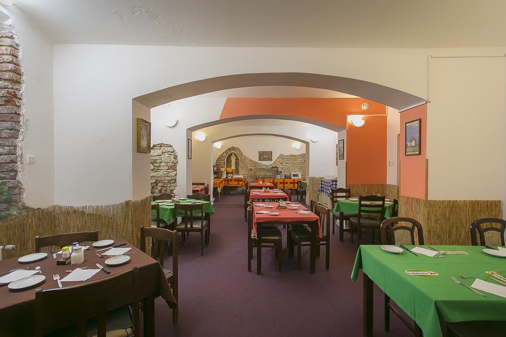 Hotel U Sladku 프라하 외부 사진